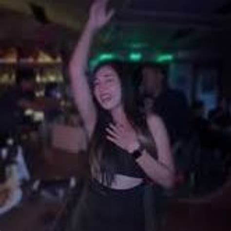 Ice Bar Girl Ari na sa Iloilo .